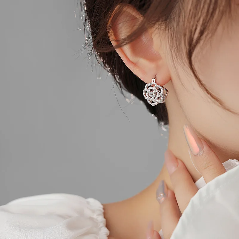 أقراط طارة زهور الورد للنساء ، الذهب ، اللون الفضي ، مشبك أذن من الزركون الأبيض ، مجوهرات نسائية فاخرة ، هدايا حفلات الزفاف