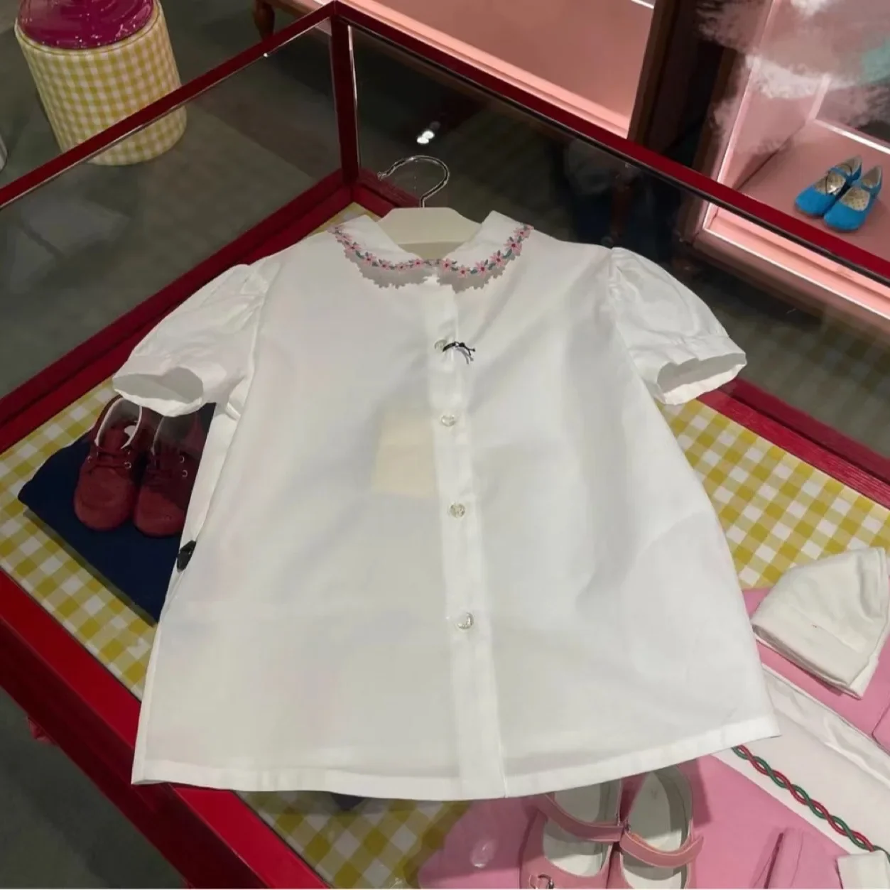 

2023 Spring and Summer New Heavy Industry Flower Collar Embroidered High Density Cotton White Versatile Puff Sleeve Shirt