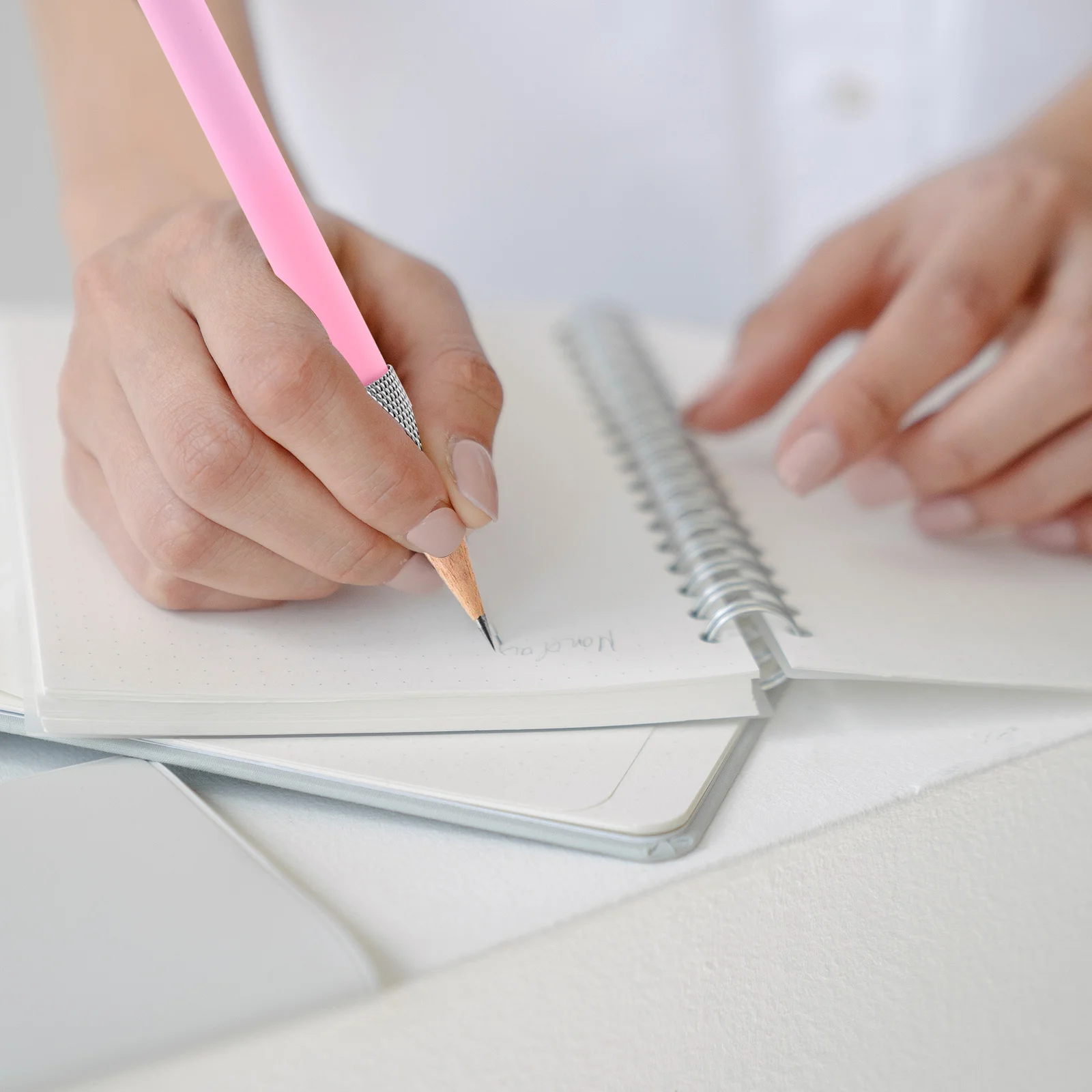 

6Pcs High Precision Pencil Extenders Metal Plastic Easy Install Lightweight Art Tools Professional Practical School Office