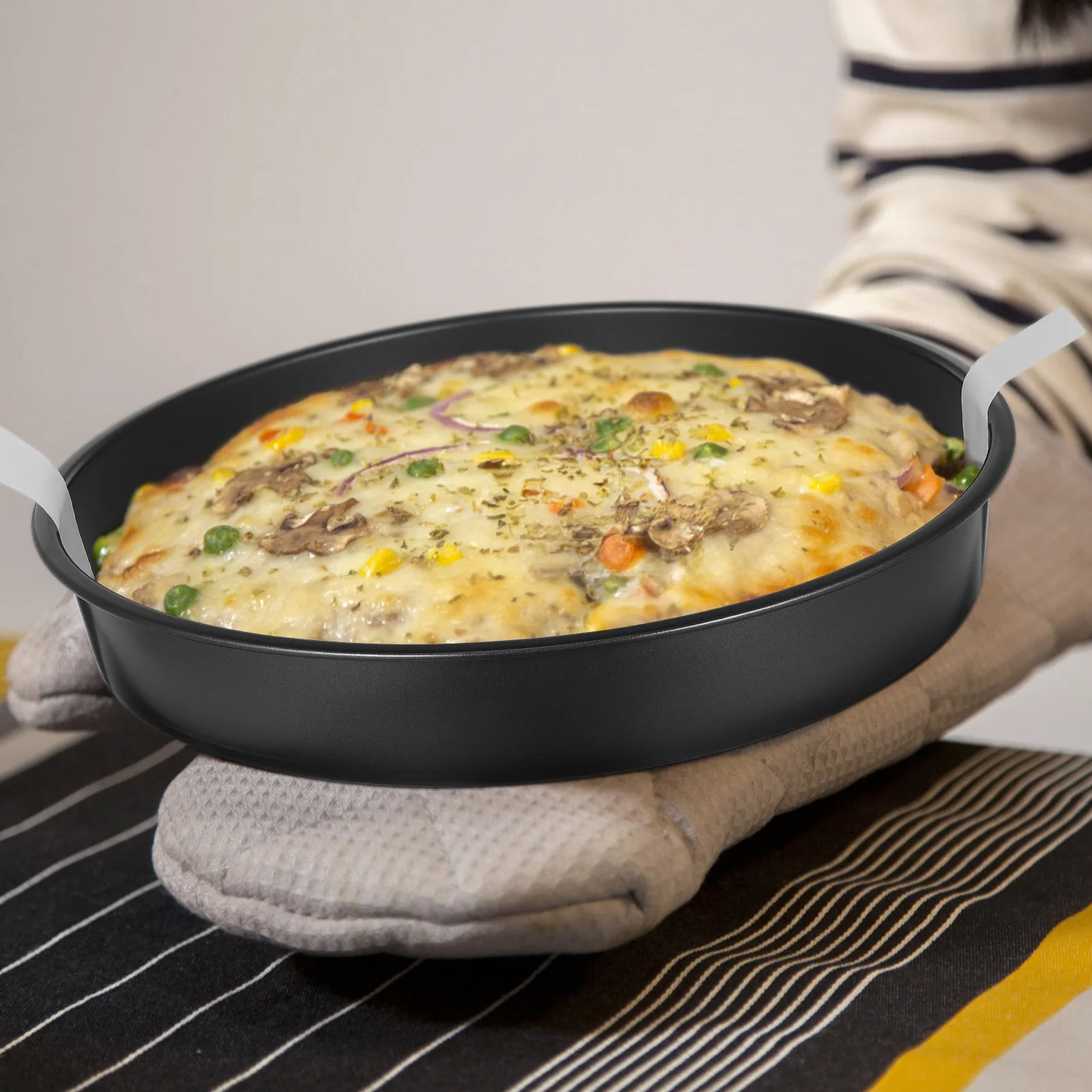 

3Pcs 8 Inch Round Baking Pans Nonstick Cake Mold Set for Chiffon Cheesecake Mousse Desserts Baking Accessories