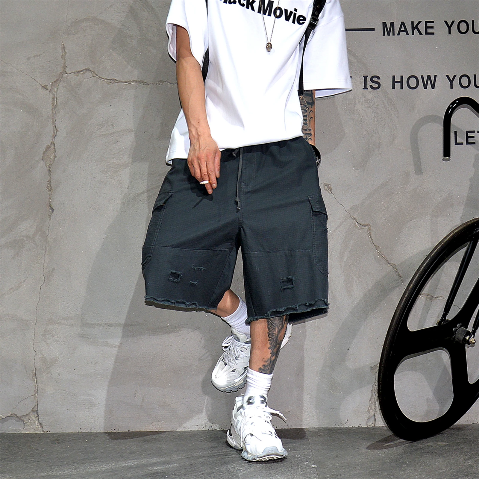 American Streetwear Cargo Shorts Men Heavyweight Washed Cotton 5 Inch Inseam Loose Fit Ripped Patches Multi Pocket Khaki Casual