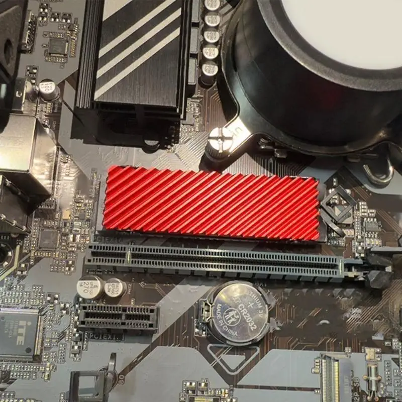 

Усовершенствованный алюминиевый радиатор 652F для теплоотвода твердого диска M.2 NVMe для игрового ПК