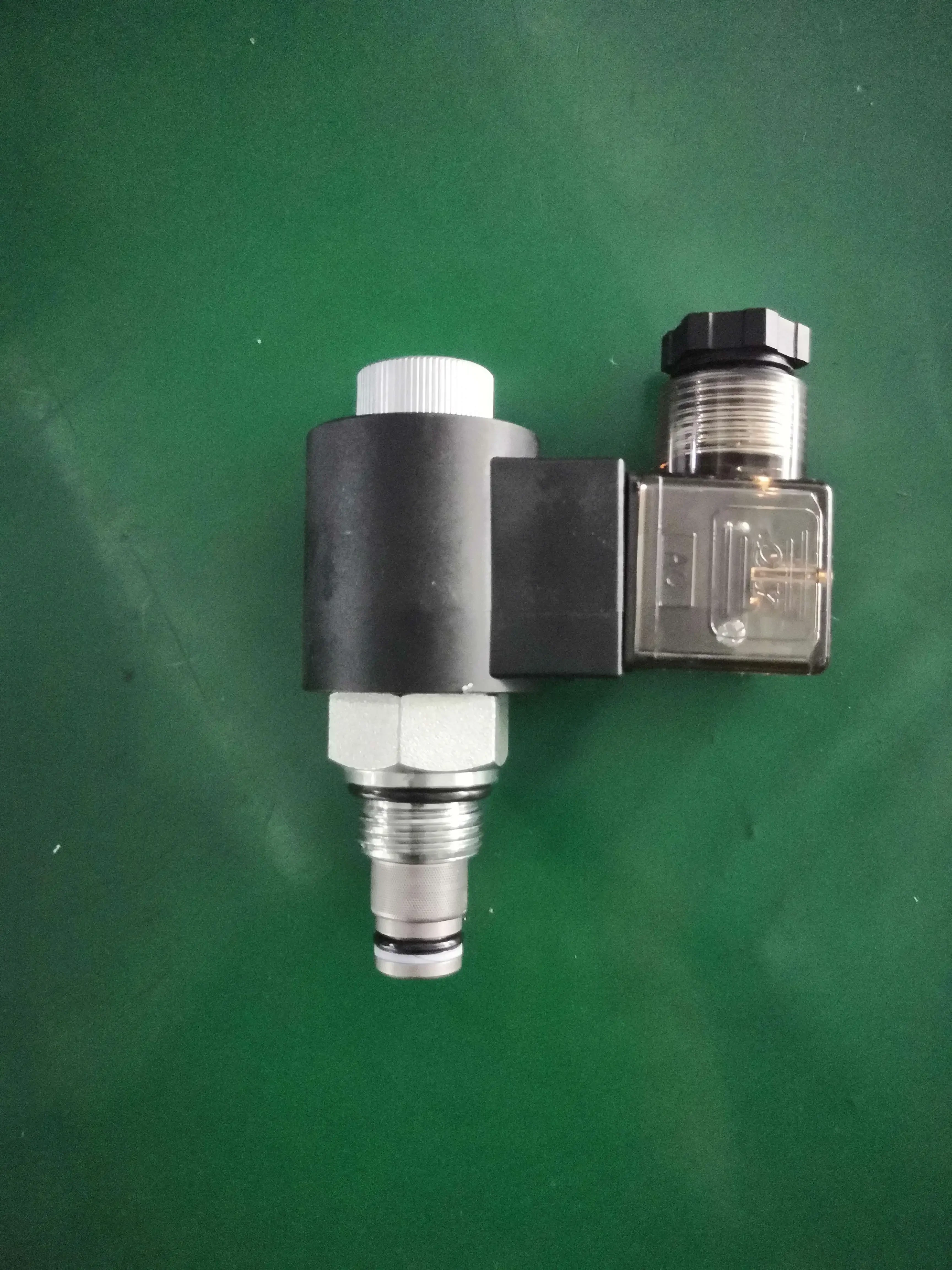 

SV-08-2NCP solenoid valve SV08-B20 lifting platform power unit lifting tail plate hydraulic station accessory