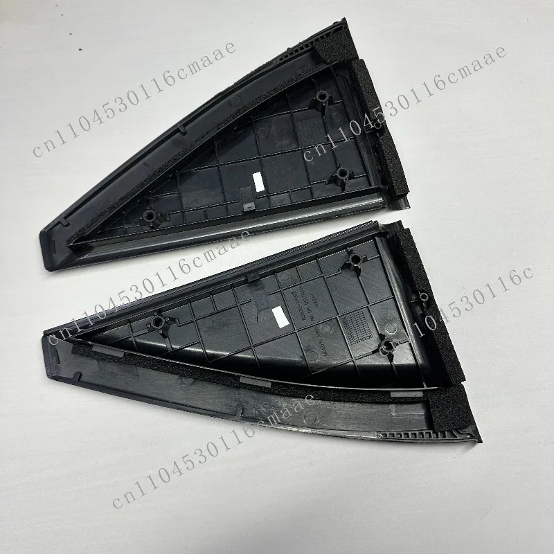 

New 838301F001 838401F001 Rear Door Triangular Decorative Cover with Triangular Mold Strip