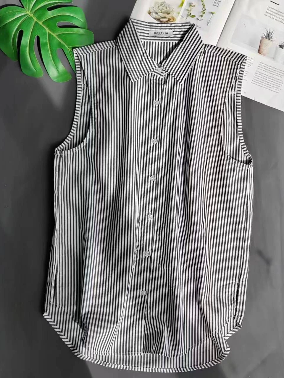 

Новинка 2023 года, женский свитшот Canion, многослойный жилет в полоску, повседневный свитер, джет, корейский свободный крой, деталь на пуговицах