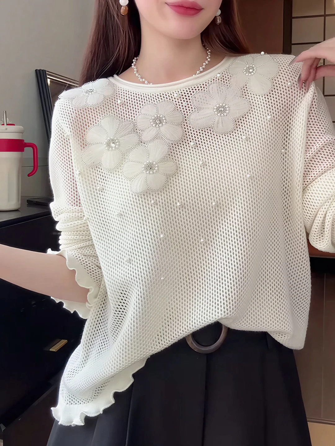 

Ele White Knitted Long Sve Top Women's Faion Design Hollow out Flower High End Feeling Autumn Winter Camere Sweater