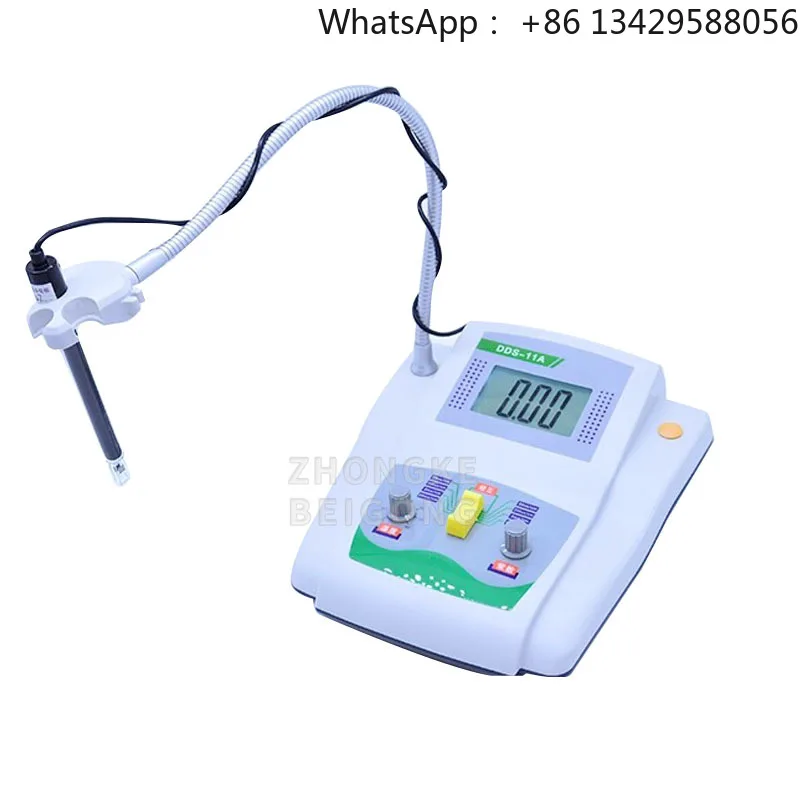 Benchtop Conductivity Meter for Measuring Various Liquids