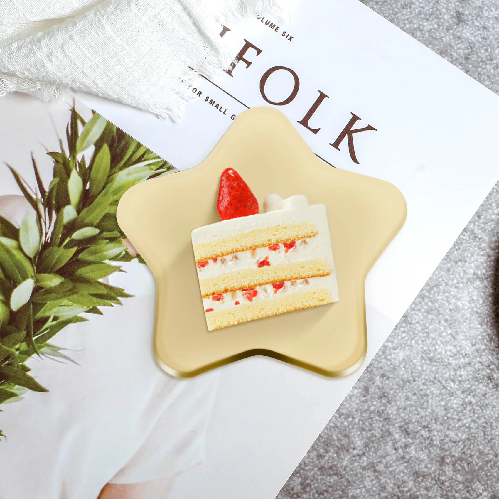 

30 шт. бумажные тарелки в форме звезды, золотая одноразовая тарелка, тарелка с пентаграммой для посуды, золото