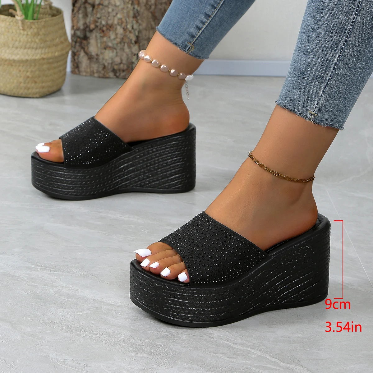 Damen Keilsandalen 2026 Neue Sommer Damen Slip-on Hochhackige Modische Damenschuhe Bequeme Blumen Outdoor Plateau-Sandalen