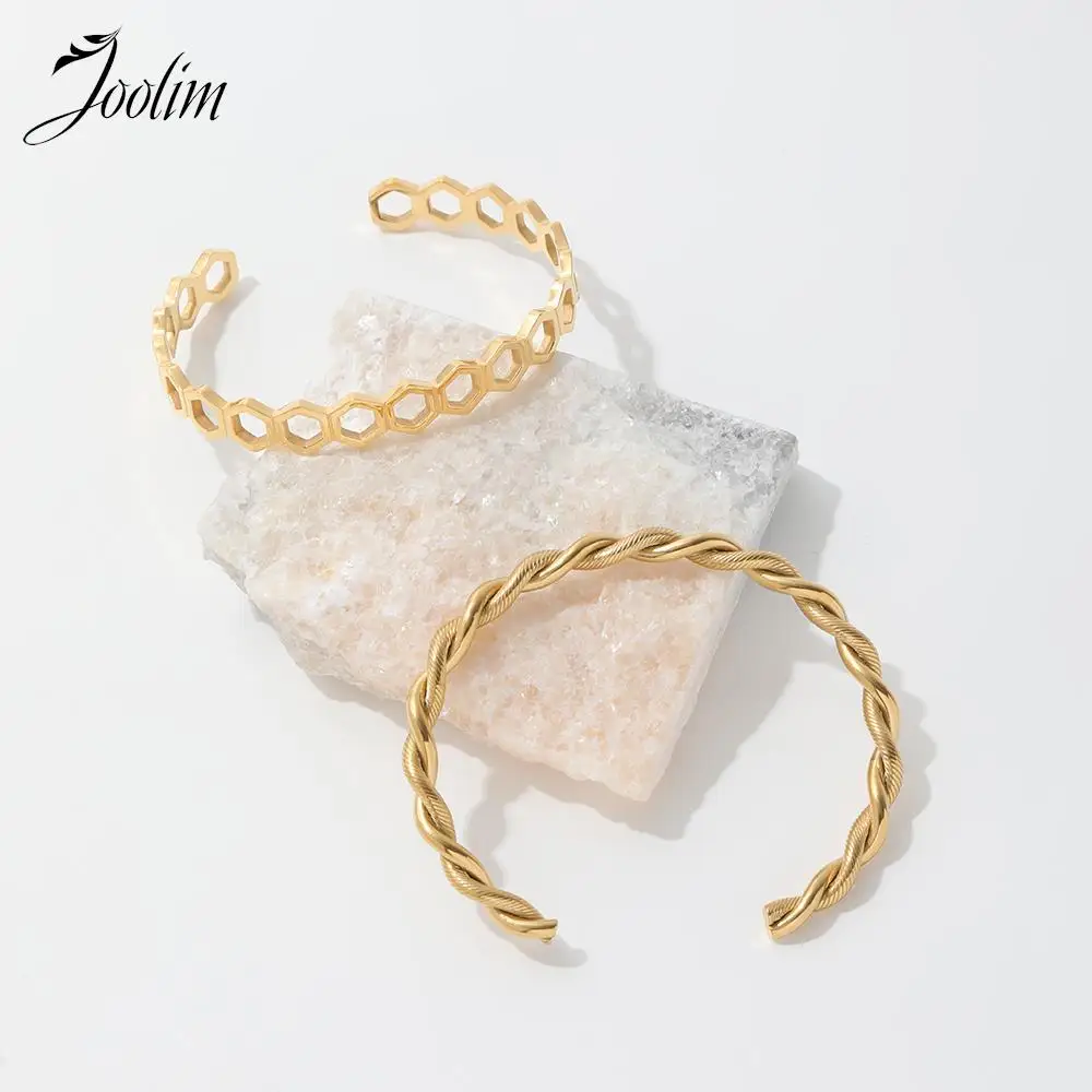 Joolim Jewelry Wholesale Drop Shipping Supplier High End PVD Tarnish Free Antique Simpe Twisted Cuff Bracelet for Women