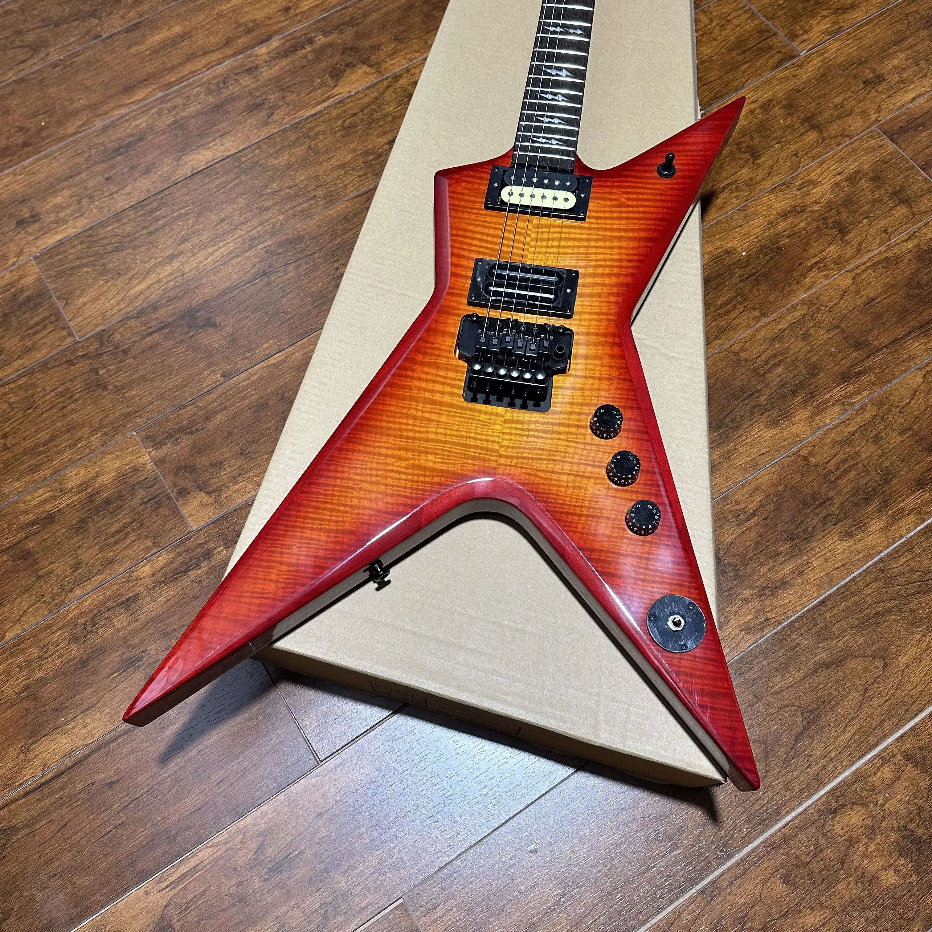 

Dimebag Darrell Rebel electric guitar custom Flame Maple top 2H pickup FR bridge -