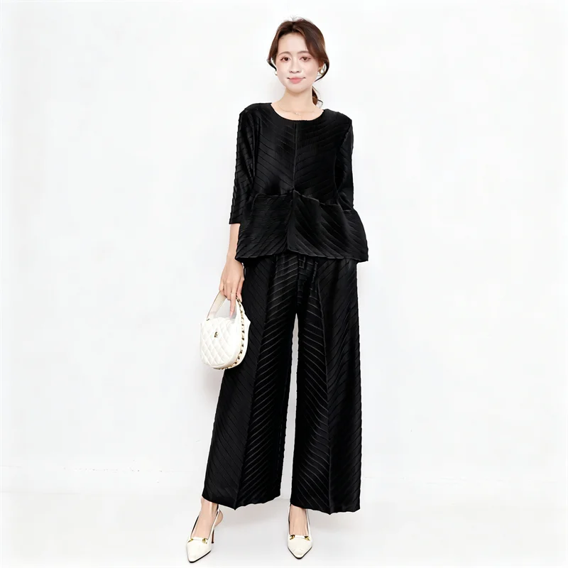 Miyake Pleated Women's Casual Suit 2026 New Solid Color O Neck Pullover Top + Elastic Waist Wide Leg Pants Loose Two-piece Set
