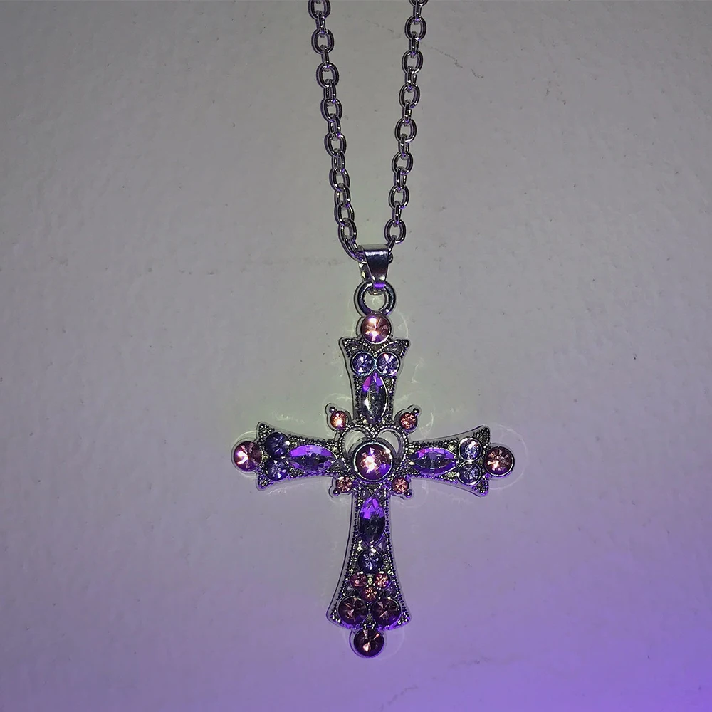 Fashion Punk Pink Purple Zircon Cross Necklace for Woman Y2K Rhinestone Pendant Clavicle Chain Charm Party Jewelry Accessories