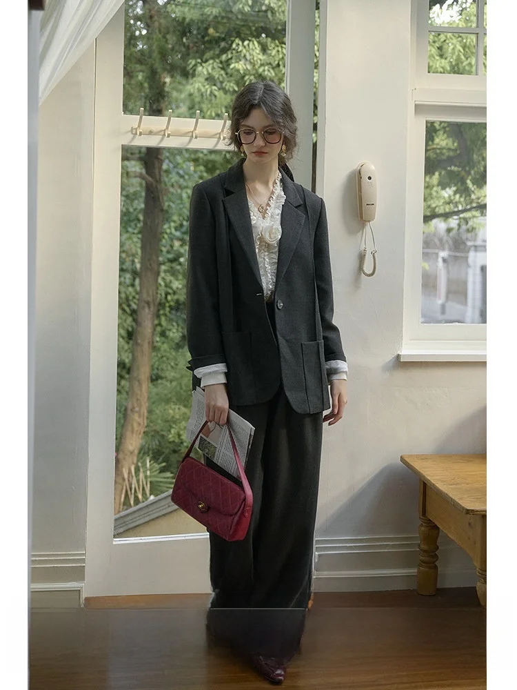 SimpleRetro Women's Retro Suit Set Anti-Wrinkle No-Ironing Shoulder Padded Autumn Winter Long Pants Jacket Outfit