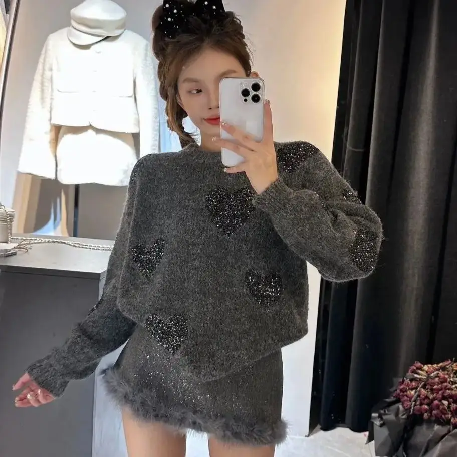 

Two-Piece Korean Unique Lazy Style Love Bright Silk Sweater Sweater A-Line Raw Edge Skirt Female Niche Design Suit