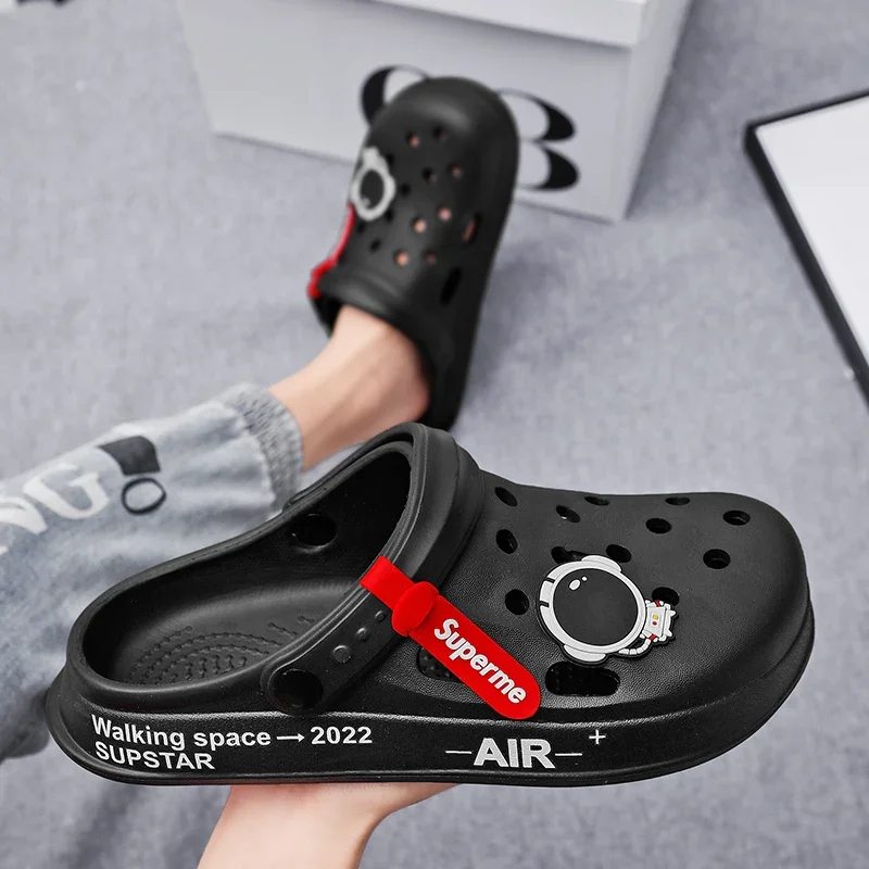 Men Clogs Sandals Men's Holes Hollow  Breathable Flip Flops Clogs Shoes Outdoor Fashion Garden Clogs Couple Water Shoes For Men