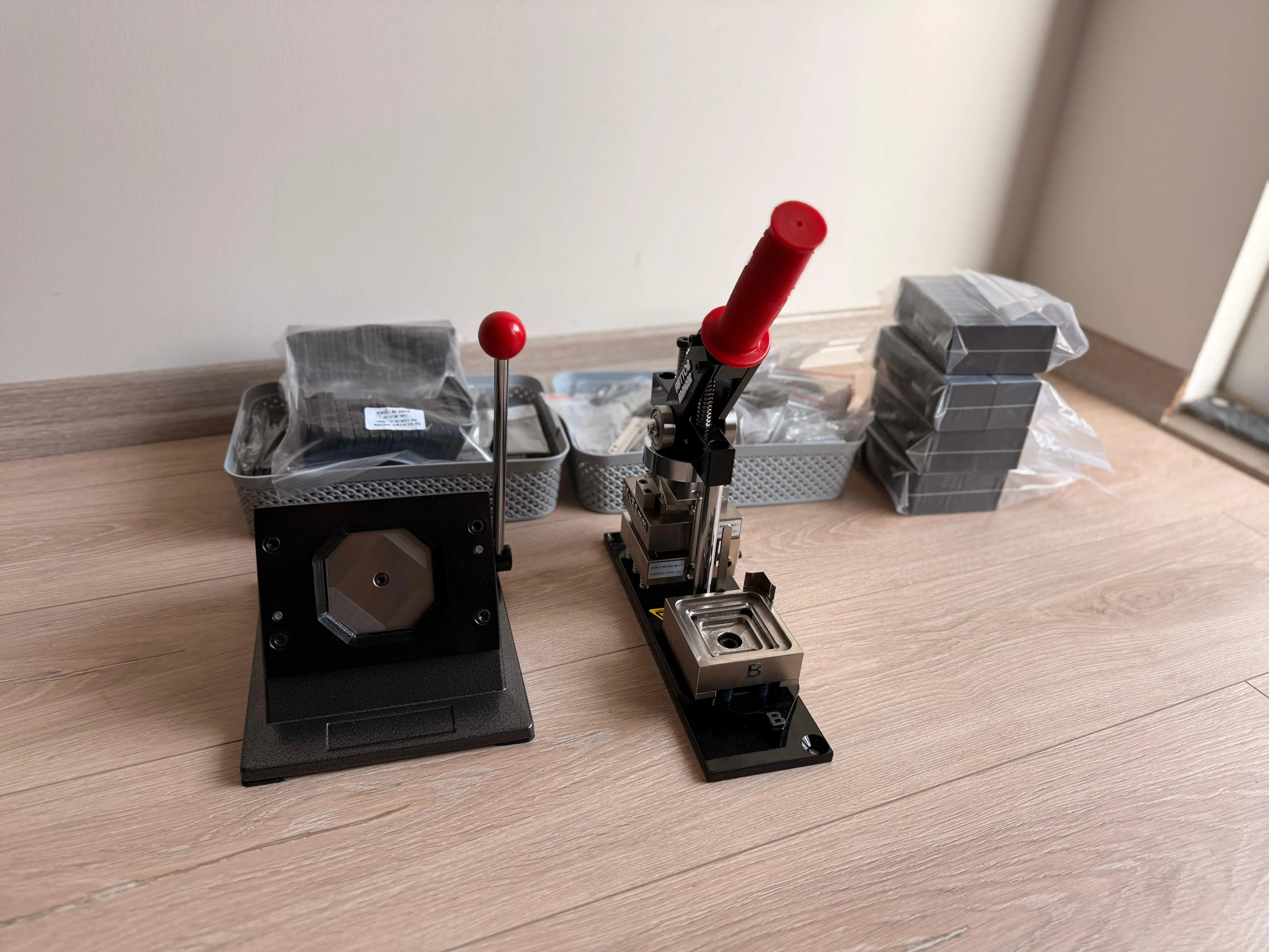 

Совершенно новый квадратный 2 "x 2" (50x50 мм) на заказ фото магнит на холодильник кнопка Maker кнопка машина комплект