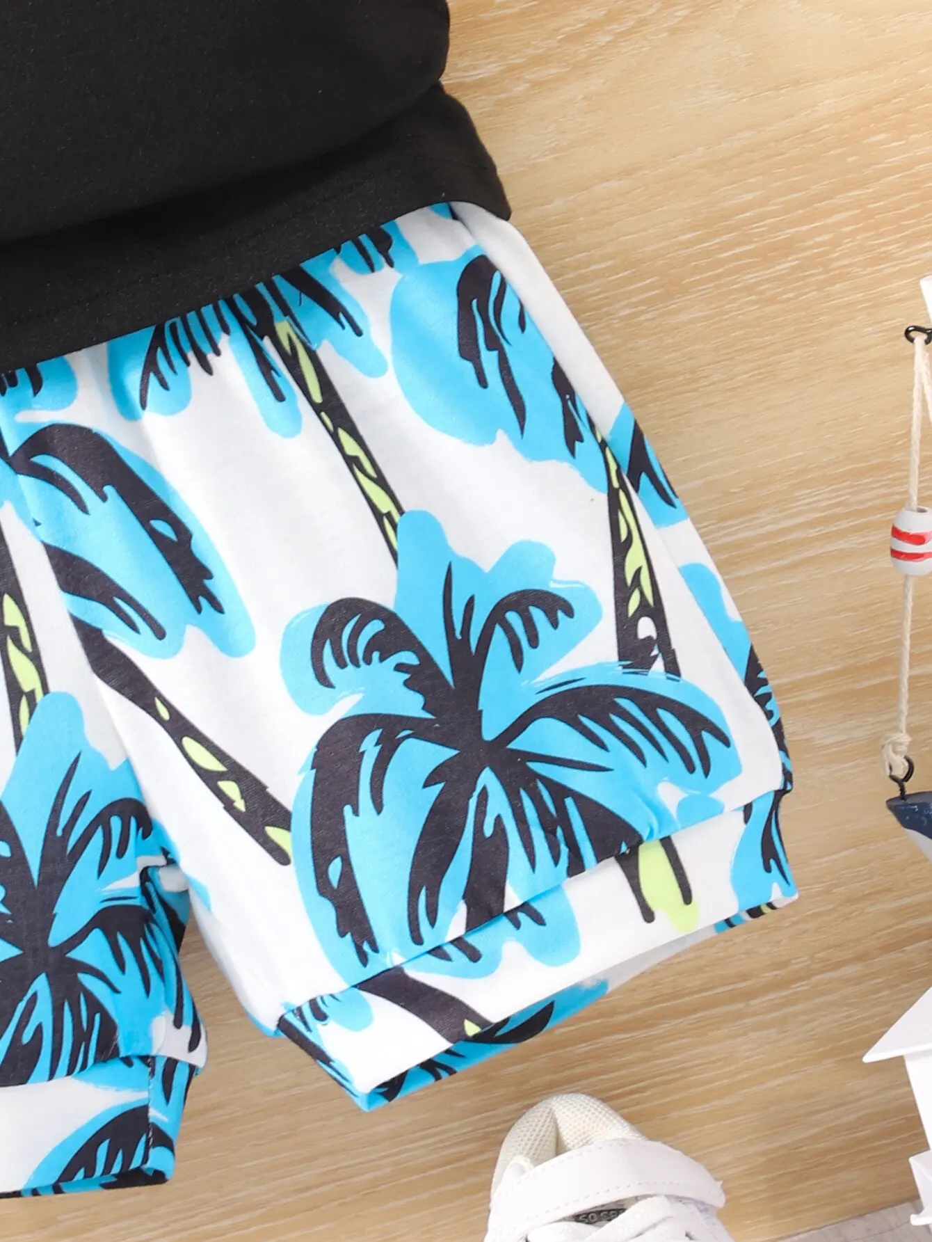 Summer 2-piece Baby Boy Casual Sports Outdoor Comfort Breathable Beach Vacation Travel Black Vest + Coconut Tree Printed Shorts