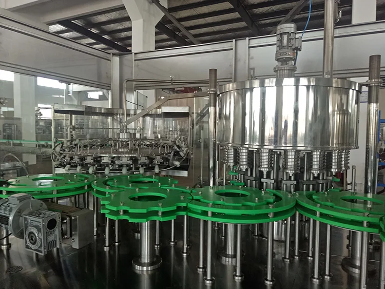 plastic bottles conveyor belt drinking water processing filling machine