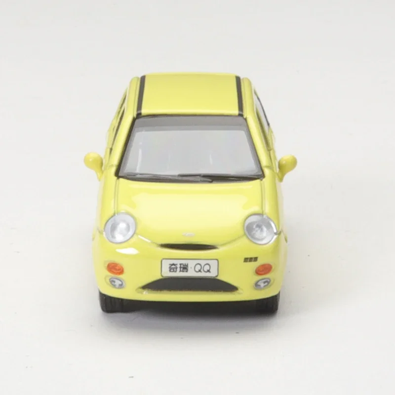 XCarToys 1/64 CHERY QQ （S11) Yellow Alloy Diecast Model Car Toy Collection Gift