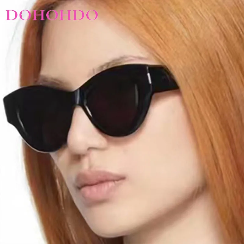 

Vintage Sexy Cat Eye Rivets Woman Sunglasses Luxury Brand Design Men Sun Glasses Outdoor Travel Drive Party Shades Goggles UV400