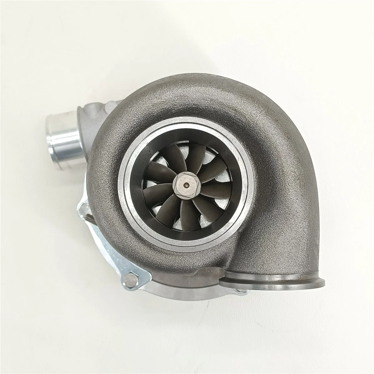 Turbo G35 Standard Rotation A/R1.01 V-Band Turbocharger G35-900 880695-5001S 740902-0104