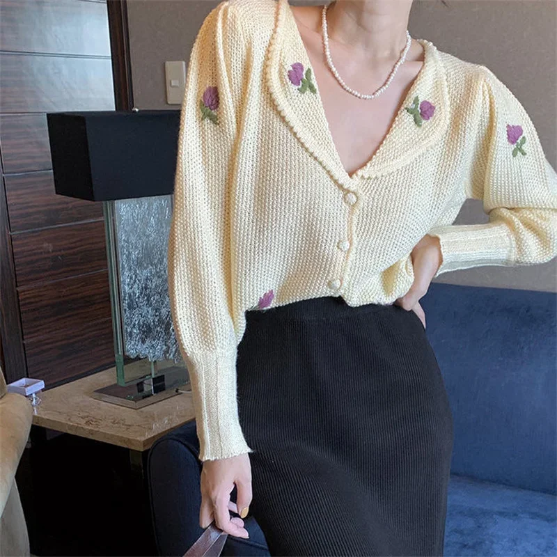 Women Autumn Vintage Korean Hollow Knitted Sweater Chic Lady Fashion Single Breasted Loose Embroidery Floral Cardigans Femme