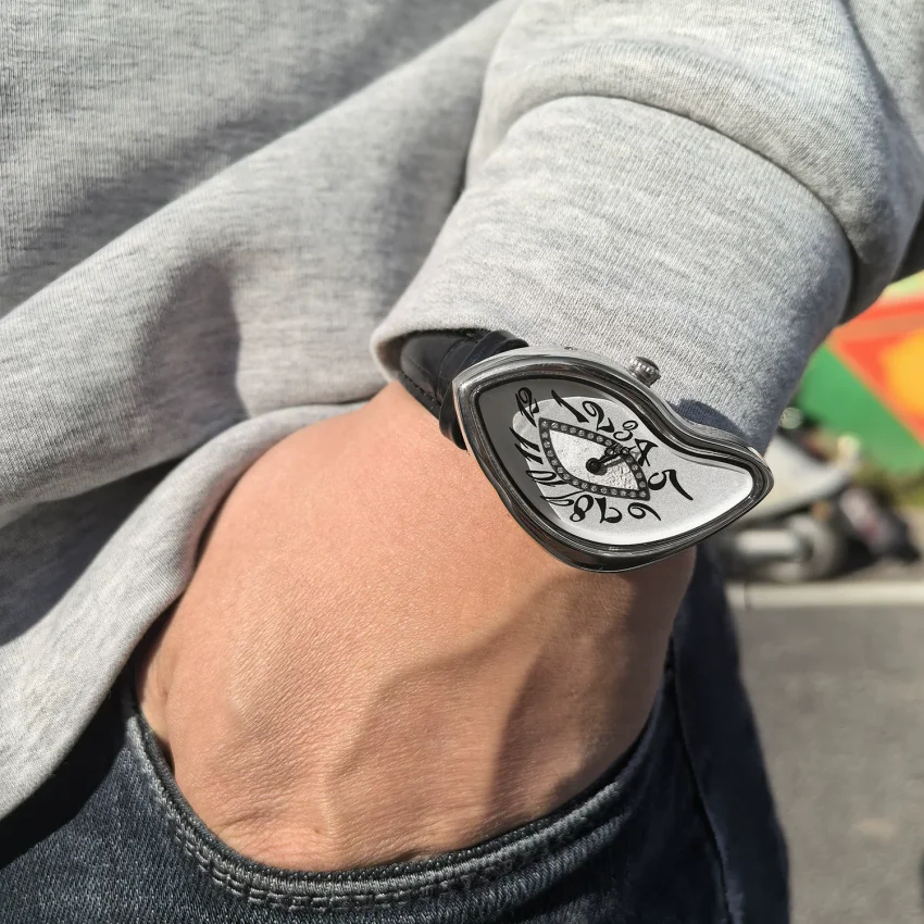 Surrealistische Kunst-Schmelzende-Uhr Einzigartige Soft-Time-Quarz-Armbanduhr mit Lederband Kreative Modeuhr für Männer und Frauen – Detail 6