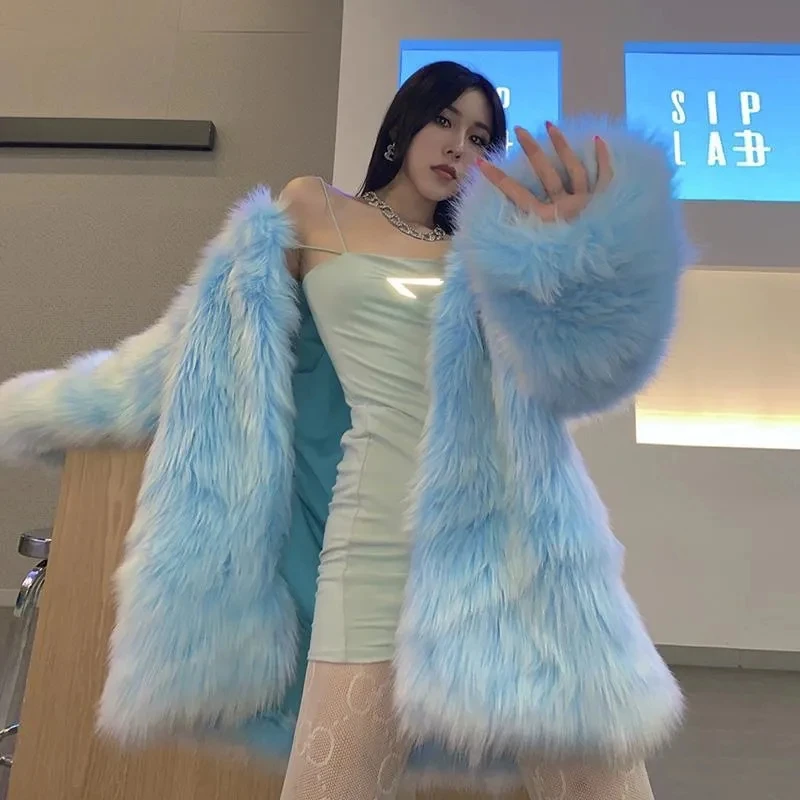 2025ใหม่ฤดูใบไม้ร่วงฤดูหนาวเลียนแบบFox Fur Jacketผู้หญิงเสื้อกันหนาวแฟชั่นหลวมแขนยาวสีขาวPlush Warm Mao Coat Outwear