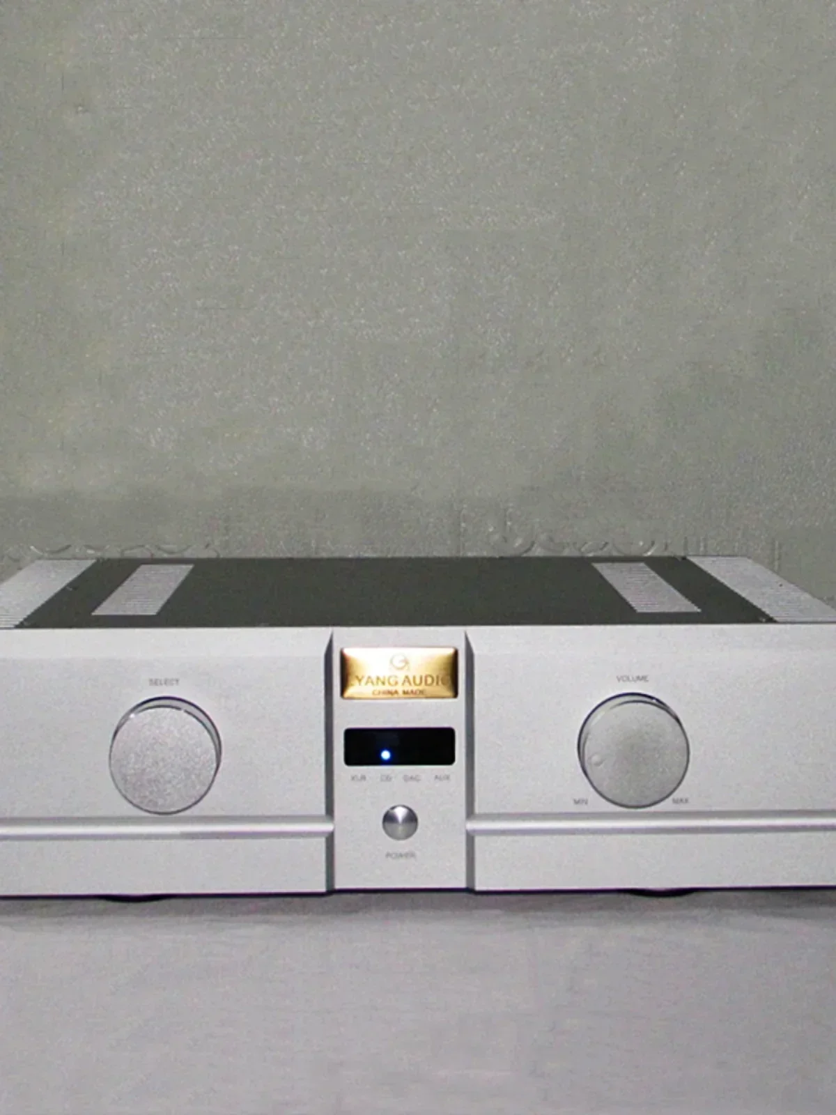 

AMXEKR E1 Front and Rear Stage Combined Machine High Power Fever Amplifier Large Dynamic Hifi Amplifier for Home Use