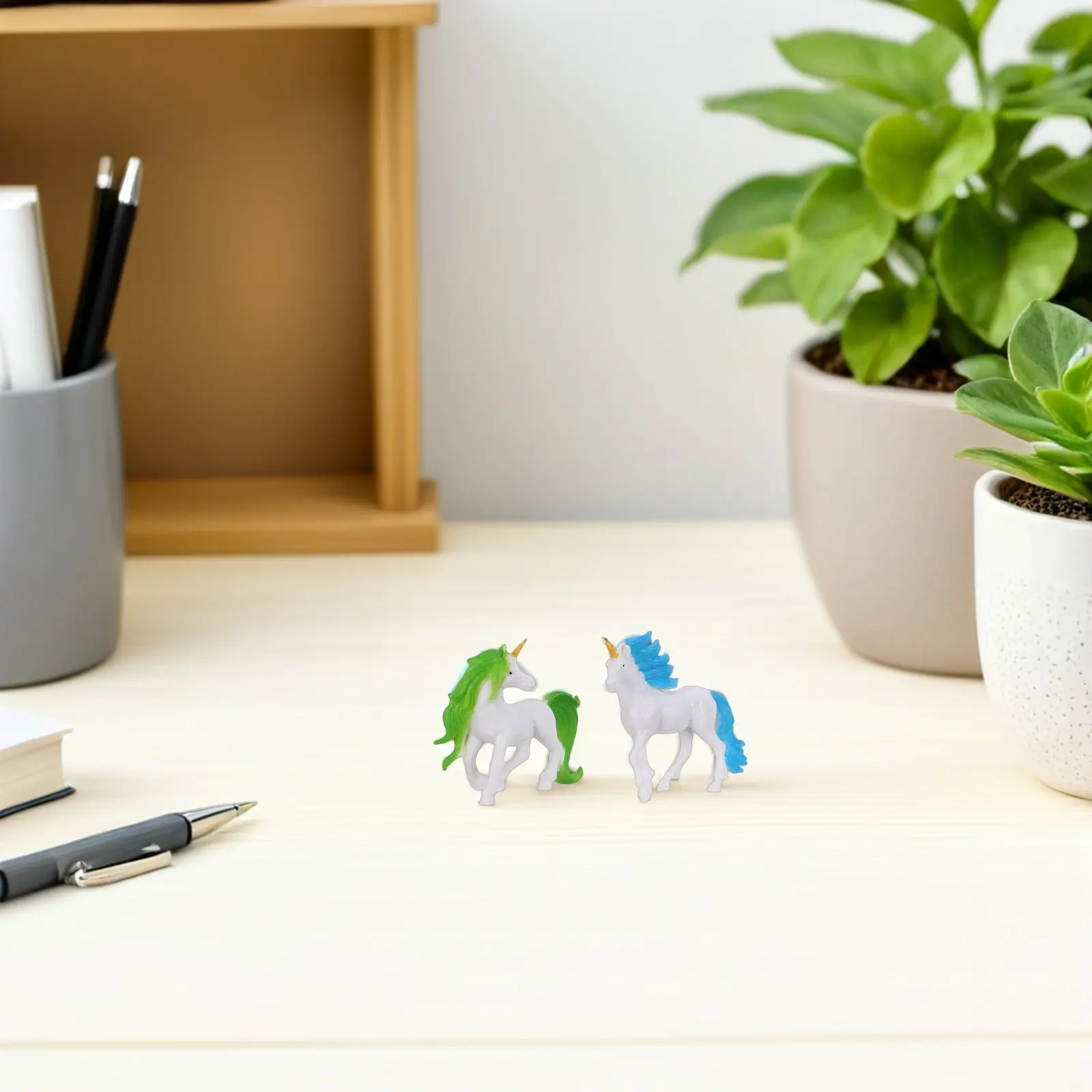 Chinese Zodiac Horse Figurines for School-Aged Children to Improve Recognition Skills, 4-Piece Plastic 2026 New Year Decor Set