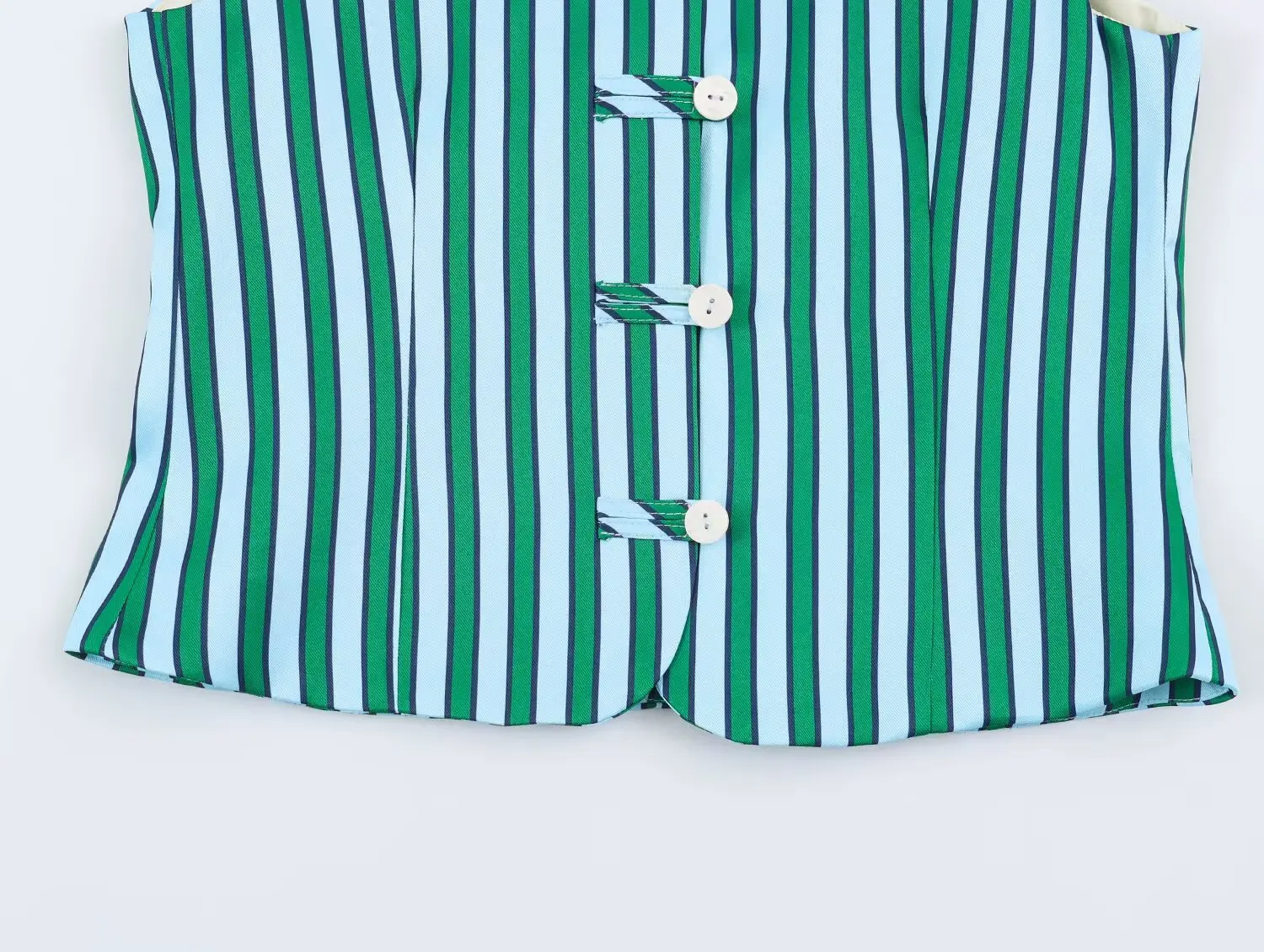 KONDALA Damen Schickes Gestreiftes Hosen-Set 2026 Sommer Trendiges High-Street-Urlaubsset Elegante Freizeit-Hemden mit Seilknöpfen, Lange Hosen – Detail 9