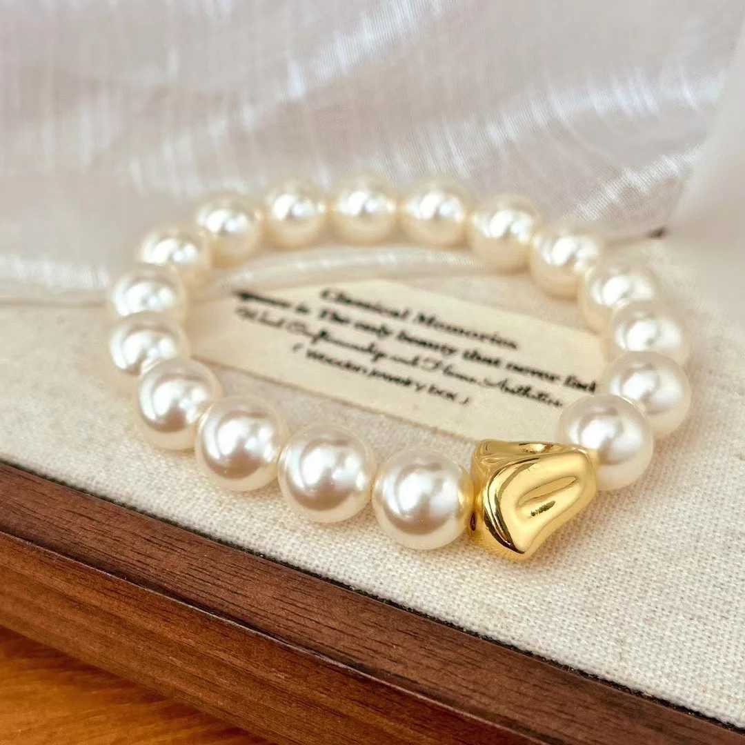 Vintage White Faux Pearl Bracelet & Choker for Women, Luxury Necklace Design Convertible Hand Chain, Elegant 2-in-1 Jewelry