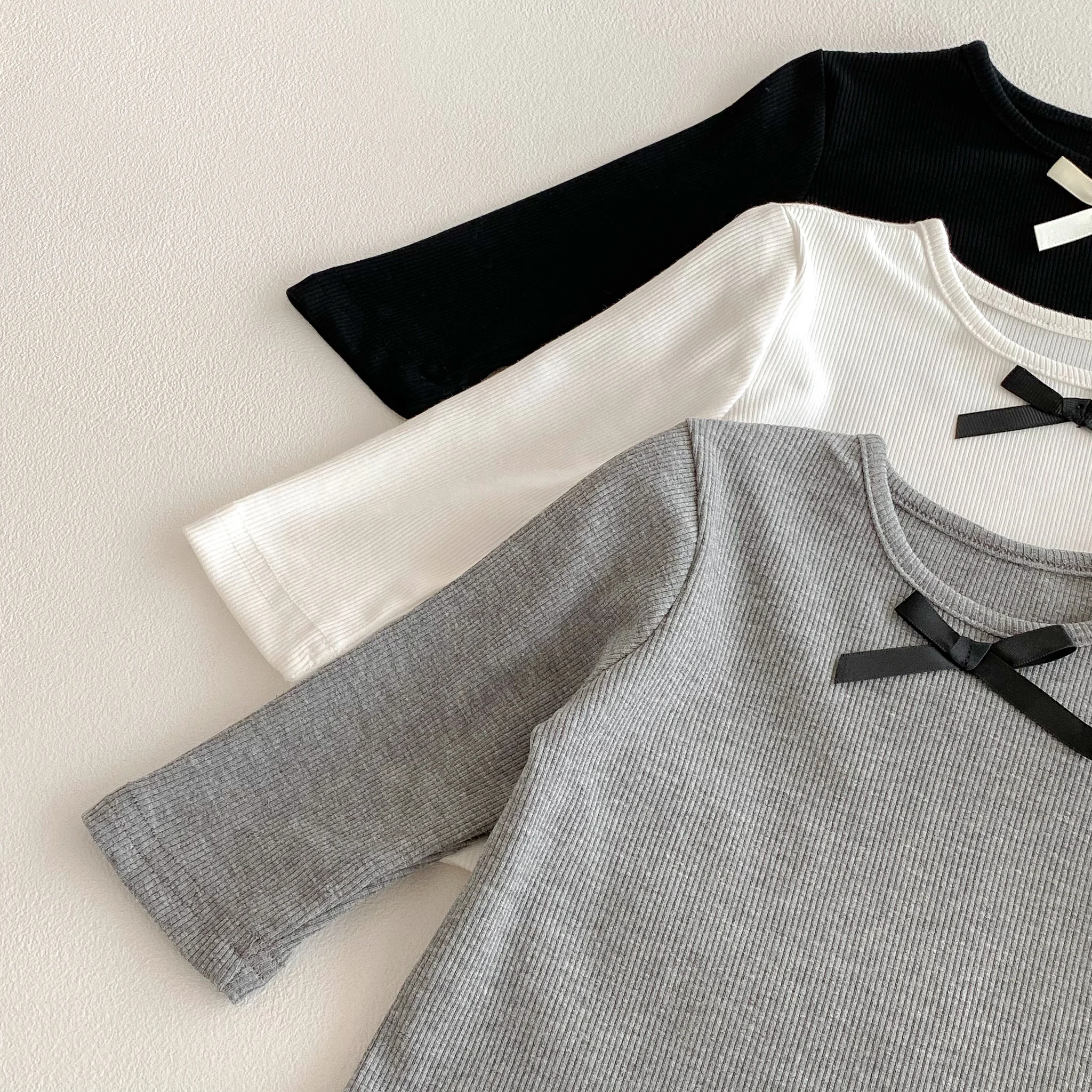 Herbstliches Mädchen-T-Shirt im koreanischen Stil mit Schleife und langen Ärmeln für kleine Mädchen, Baby-Mädchen-Rundhals-Unterhemd – Detail 7