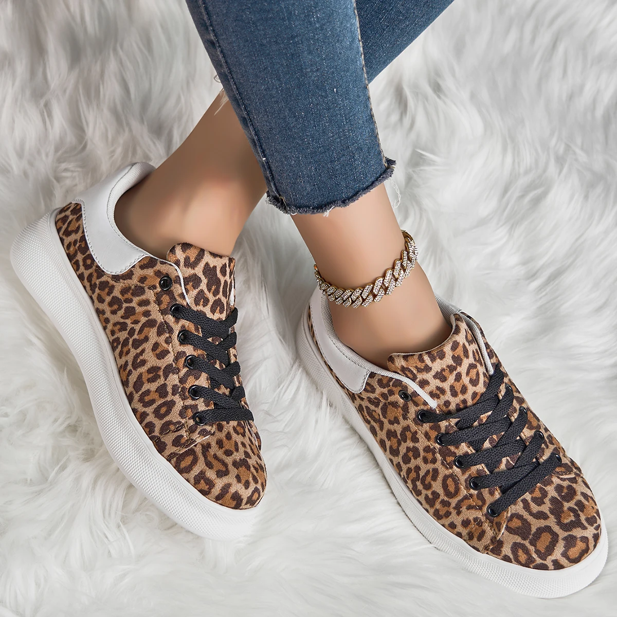 STRONGSHEN Women Fashion Canvas Casual Shoes Men Leopard Print Round Toe Lace-up Shoes Anti Slip Breathable Sneakers Size 36-44