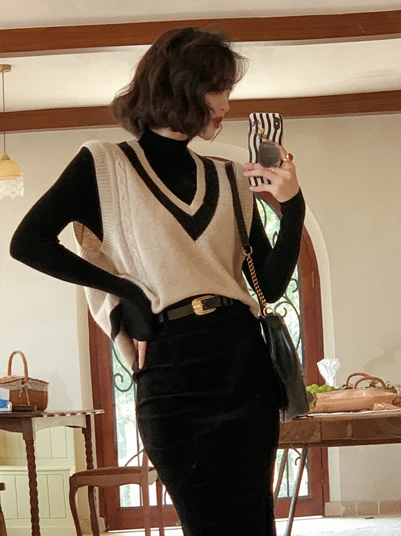 

Classic Wine Noon Autumn Winter Vintage Hong Kong Sle Loose Knitted Wool Vest Svel V-Ne Layering Women's Sweater