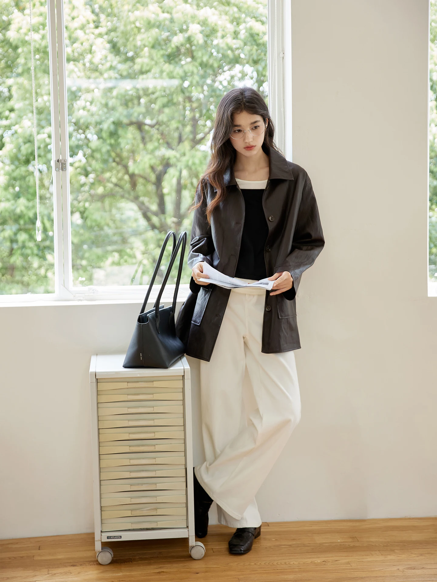 Ginnkee Giacca Vintage in Pelle Marrone con Colletto, da Donna, Autunnale, a Maniche Lunghe, Lunghezza Media, in Pelle PU Color Caffè Scuro, Abbigliamento Esterno