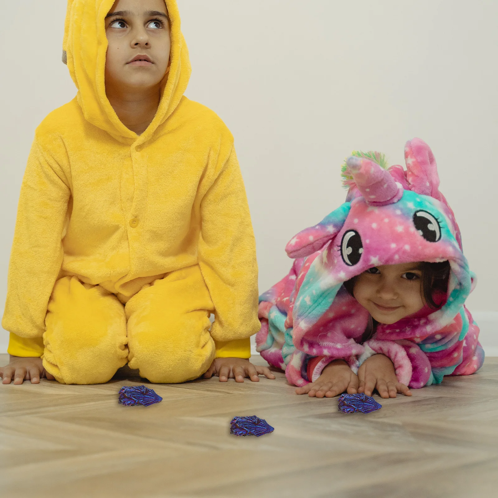 

Decoration Gemstone Specimen Crystal Home Blue Natural Quartz Pendant Decorative