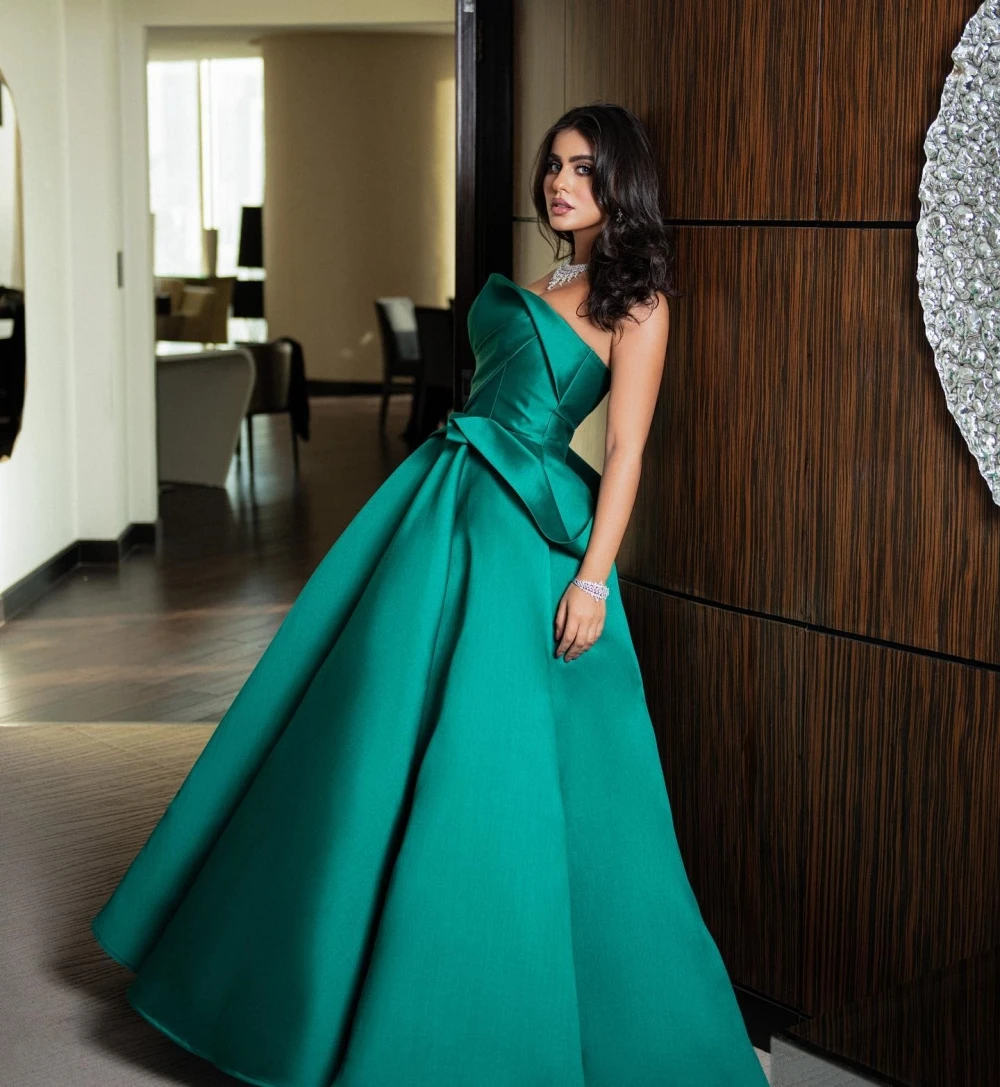 Customized Prom Dresses Simple Strapless Ball Gown Floor Length Evening Draped s Formal Occasion vestido formaturaفساتين س