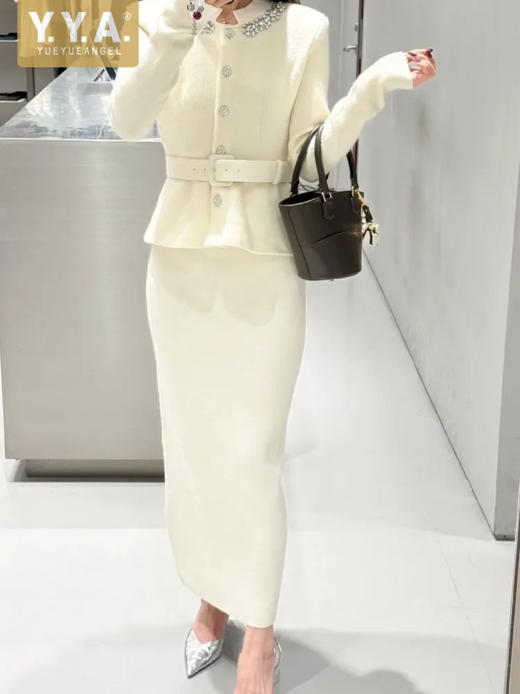Fashion Lady Beige White Long Sleeve Diamond Inlaid O Neck Slim Fit Knit Dress Designer Elegant Women Autumn Winter Long Dresses