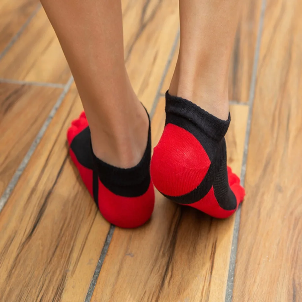 عالية الجودة المضادة للاحتكاك تنفس تشكيل الجوارب القطن الخالص الرجال الجوارب الكاحل الجوارب لا تظهر الكاحل الجوارب خمسة أصابع الجوارب