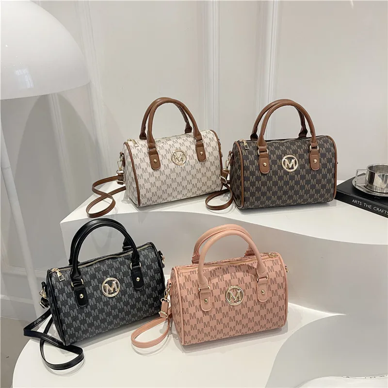 

PU leather letter commuter women's single-shoulder bag with multiple pockets, hand-carry crossbody backpack