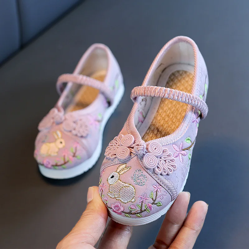 Children Vintage Hanfu Shoes Chinese Style Girls Flowers Rabbits Embroidered Students Dancing Flats Princess Slip on 25 To 36