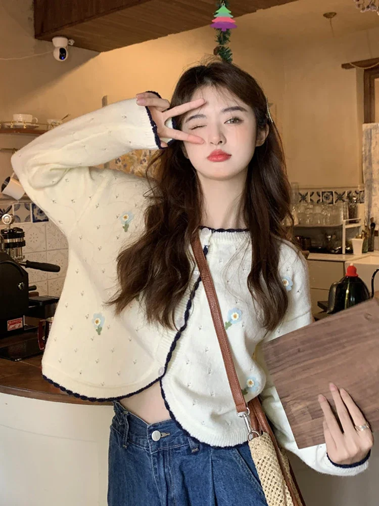 Korea Preppy Style Sweet Girl Crochet Hollowed Out O Neck Cute Flower Contrasting Colors Cardigan Full Sleeve Knitting