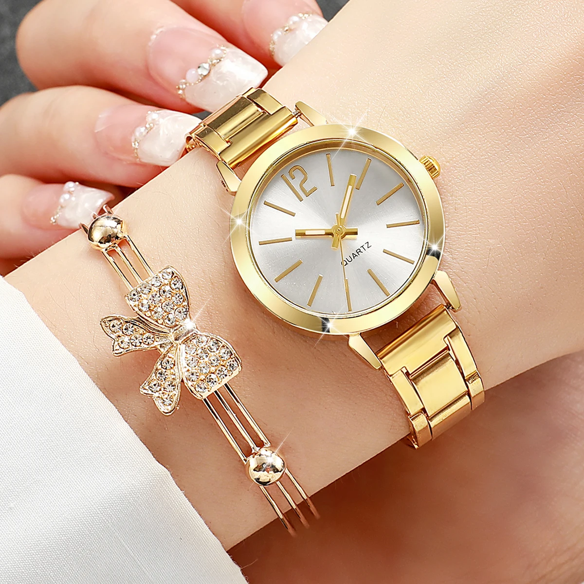 6PCS/Set Women\'s Watch Fashion Gold Steel Band Quartz Watches Rhinestone Bowknot Jewelry Set（Without Box）