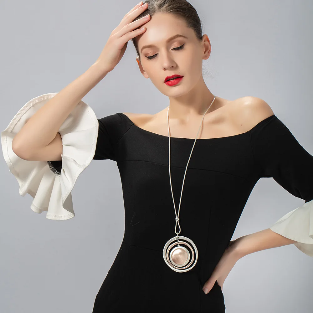 Sweater chain long chain foreign trade new round contrasting color retro simple women's high-end pendant necklace
