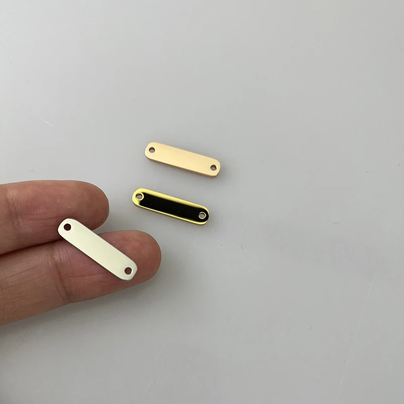 MaiLun 50 Stück individuelles Logo-Text-Design, 5 x 20 mm, 5 x 15 mm, lasergravierte Edelstahl-Verbinder, Kettenverbinder, Logo-Metallplatten – Detail 2