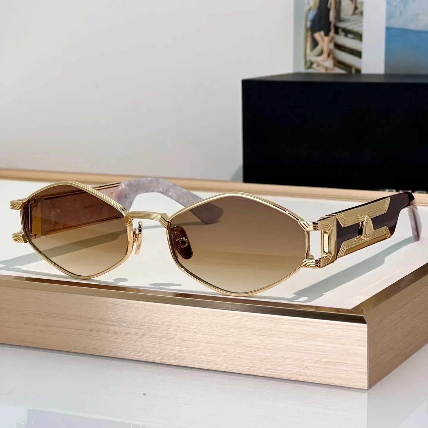 

THE DRIVE II SIZE 53-17 Top Quality Sunglasses for Men and Women Classic Luxury Titanium Designer Sunglasses Frames with box