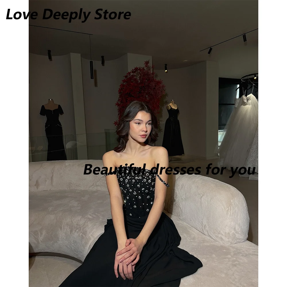 

Customized Evening Dress Black Off Shoulder Crystals Floor Length Mermaid Evening Gowns Spaghetti Strap Formal Party Gown