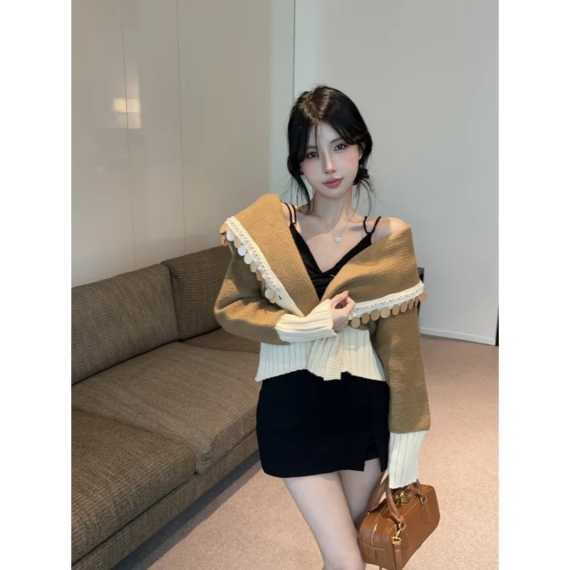 

Женский осенний короткий вязаный кардиган, двубортный, с блестками, с кисточками, дизайн, маленький Gragrance, шикарный повседневный свитер, куртка